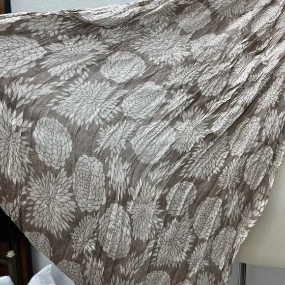 World Market Khaki Tan White Unity Scarf  100% Viscose Floral Print Design - Picture 5 of 6